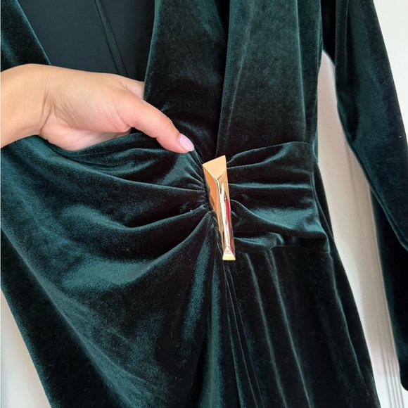 NWOT Emerald Green Velvet Calvin Klein Dress - Picture 3 of 7